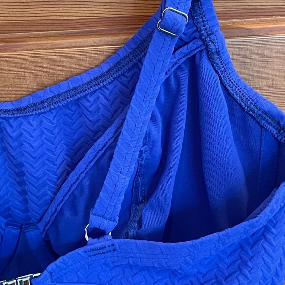 *PRICED TO SELL - See Description for details -- Bravissimo bikini top NWOT* - Picture 3 of 10